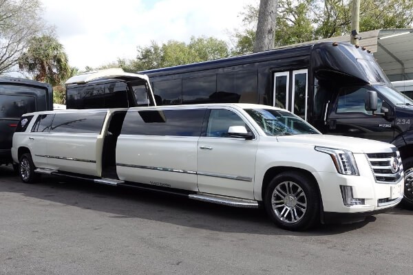 Cadillac Escalade Limousine